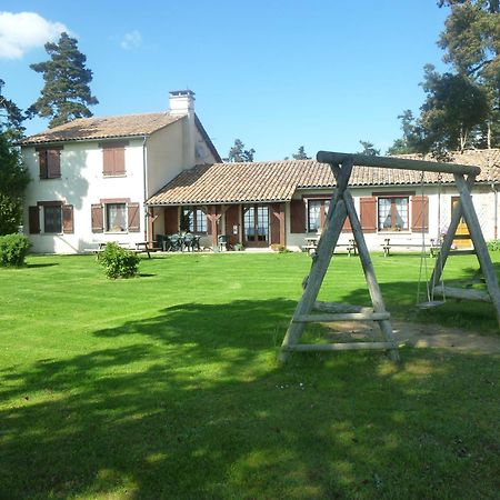 Auberge Les Volpilieres Ruynes-en-Margeride Buitenkant foto