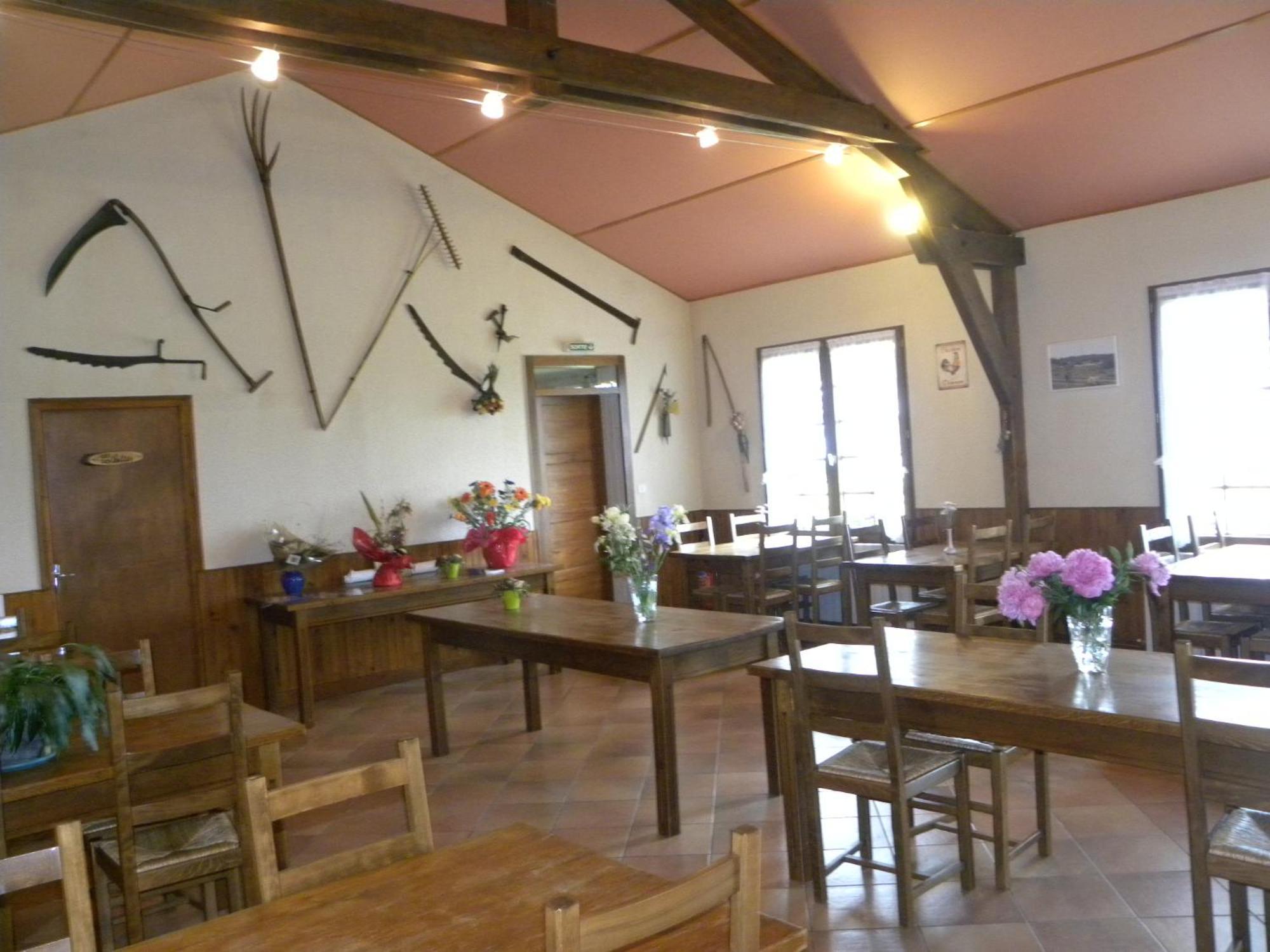 Auberge Les Volpilieres Ruynes-en-Margeride Buitenkant foto