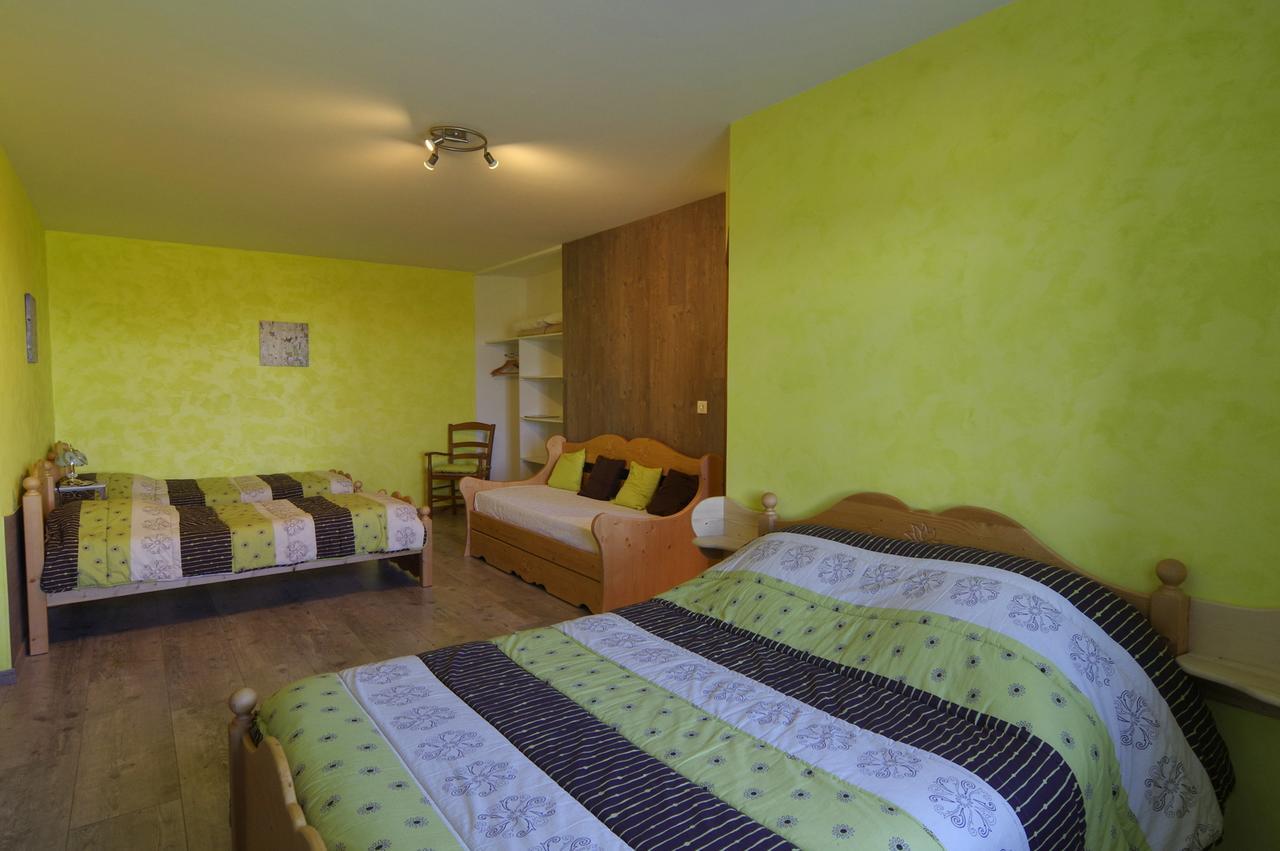 Auberge Les Volpilieres Ruynes-en-Margeride Buitenkant foto